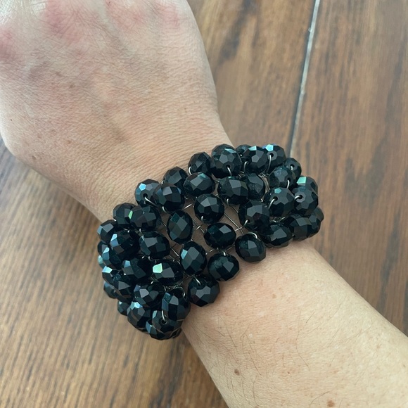 Bracelet black beads 9” entire bracelet measurement - Picture 2 of 3